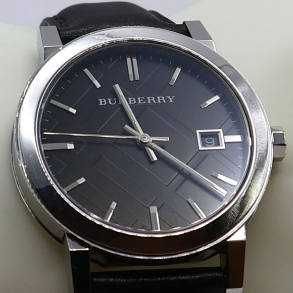 ☆☆SALE☆☆ Burberry Men's Blue Dial Swiss Quartz- Previously Owned -BU9009 - Picture 1 of 13